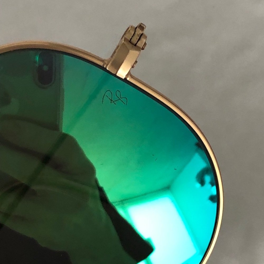 Ray Ban’s - Picture 3 of 7